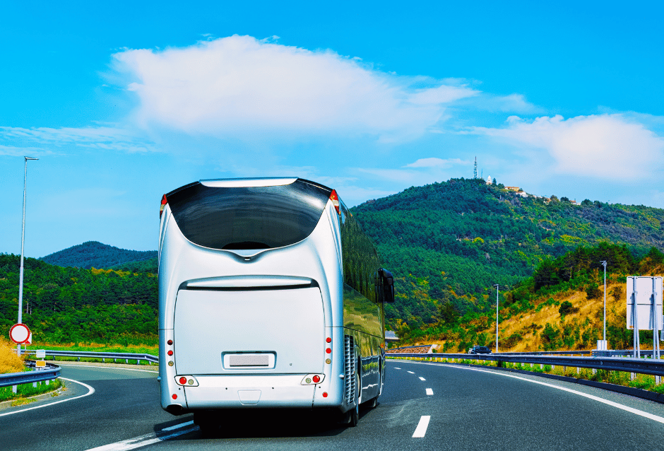 Пасажирські перевезення: чому приватний формат зручніший для міжнародних поїздок